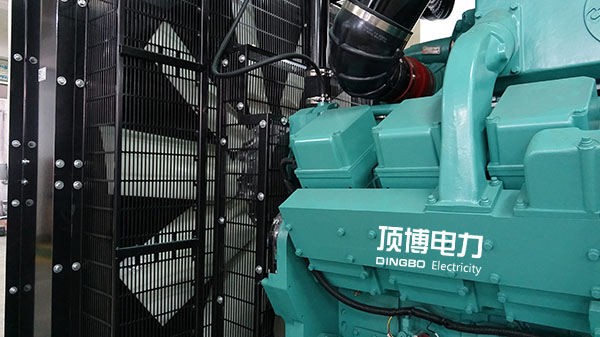 關(guān)于柴油發(fā)電機(jī)組冷卻系統(tǒng)，選擇風(fēng)冷or水冷？